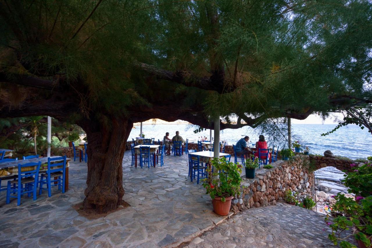 Taverna Akrogiali 로우트로 외부 사진